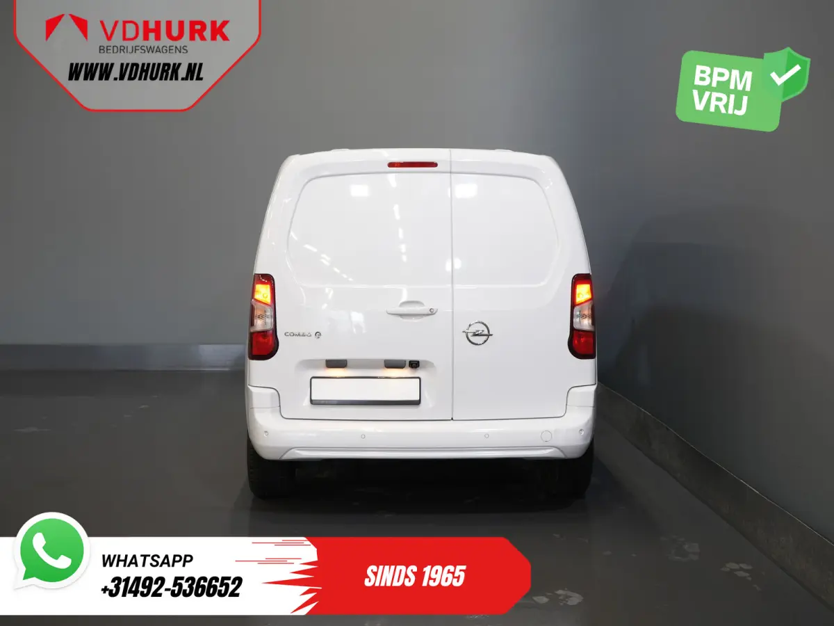 50kWh 285 WLTP 3 Pers./ Standkachel/ Snellader/ Stoelverw./ Stuurverw./ Keyless/ Carplay/ Navi/ Camera/ PDC/ Cruise/ Airco