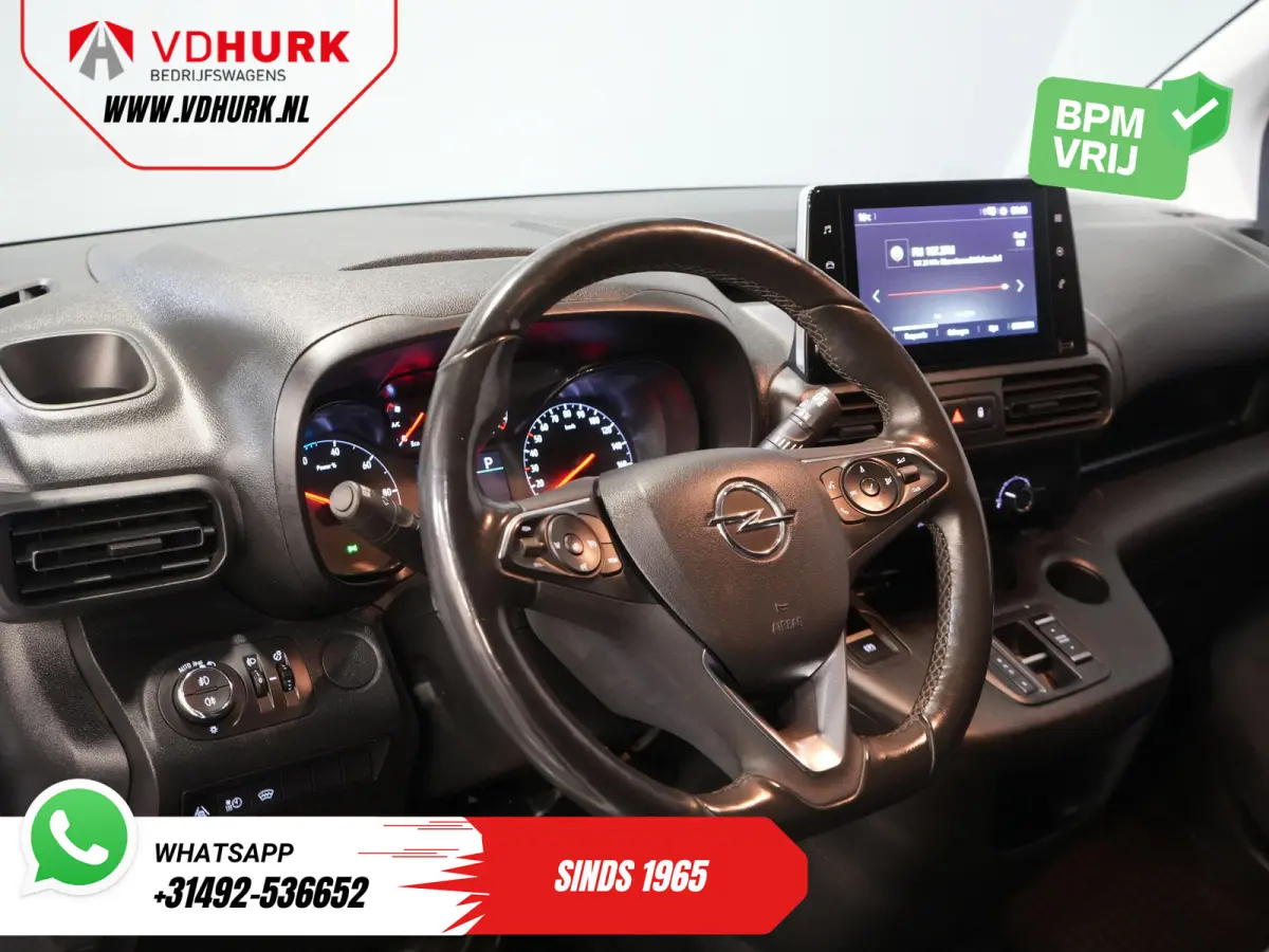 50kWh 285 WLTP 3 Pers./ Standkachel/ Snellader/ Stoelverw./ Stuurverw./ Keyless/ Carplay/ Navi/ Camera/ PDC/ Cruise/ Airco
