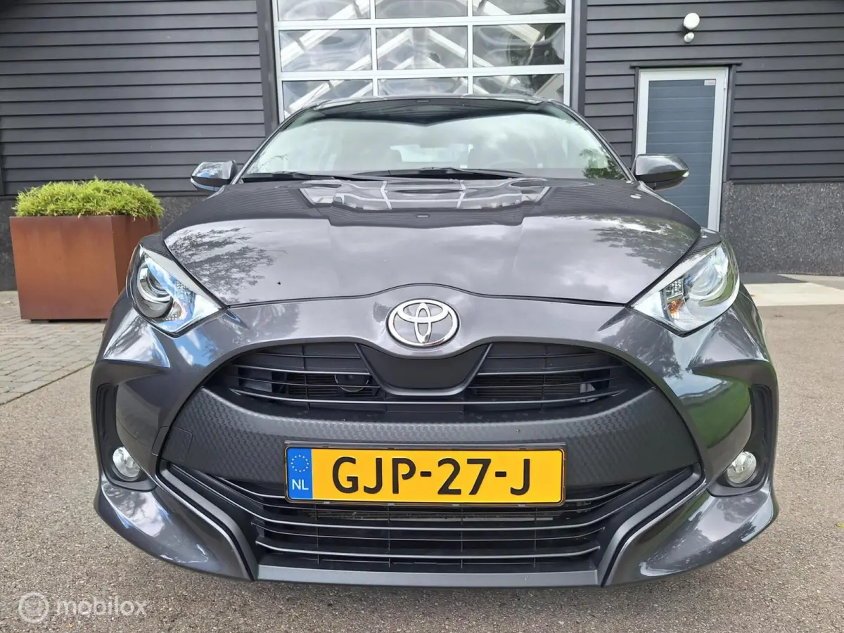 1.5 Hybrid 115 Active 1e Eig. BTW-Auto ! NL-Auto ! Apple-Carplay/Android Auto, Navigatie, Camera, Adap. Cruise-Control, Climate-Control.
