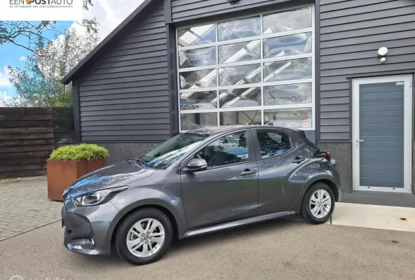 1.5 Hybrid 115 Active 1e Eig. BTW-Auto ! NL-Auto ! Apple-Carplay/Android Auto, Navigatie, Camera, Adap. Cruise-Control, Climate-Control.