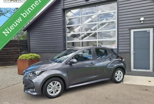 1.5 Hybrid 115 Active 1e Eig. BTW-Auto ! NL-Auto ! Apple-Carplay/Android Auto, Navigatie, Camera, Adap. Cruise-Control, Climate-Control.