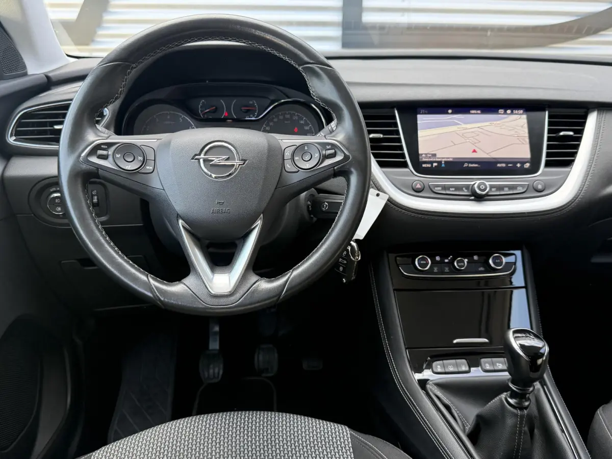 1.2 Turbo Online Edition |Navi|Carplay|Trekhaak|PDC|Clima|Cruise|N.A.P|APK tot 02-2027