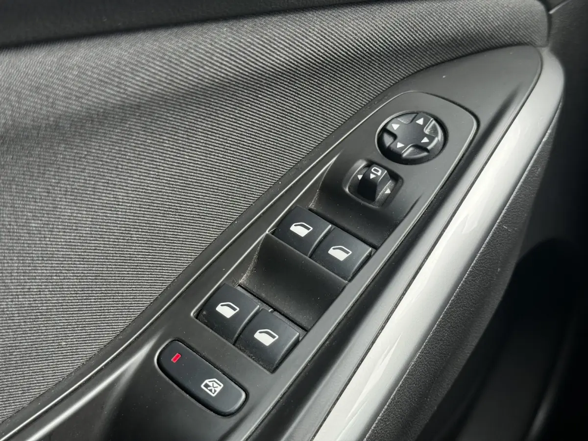1.2 Turbo Online Edition |Navi|Carplay|Trekhaak|PDC|Clima|Cruise|N.A.P|APK tot 02-2027