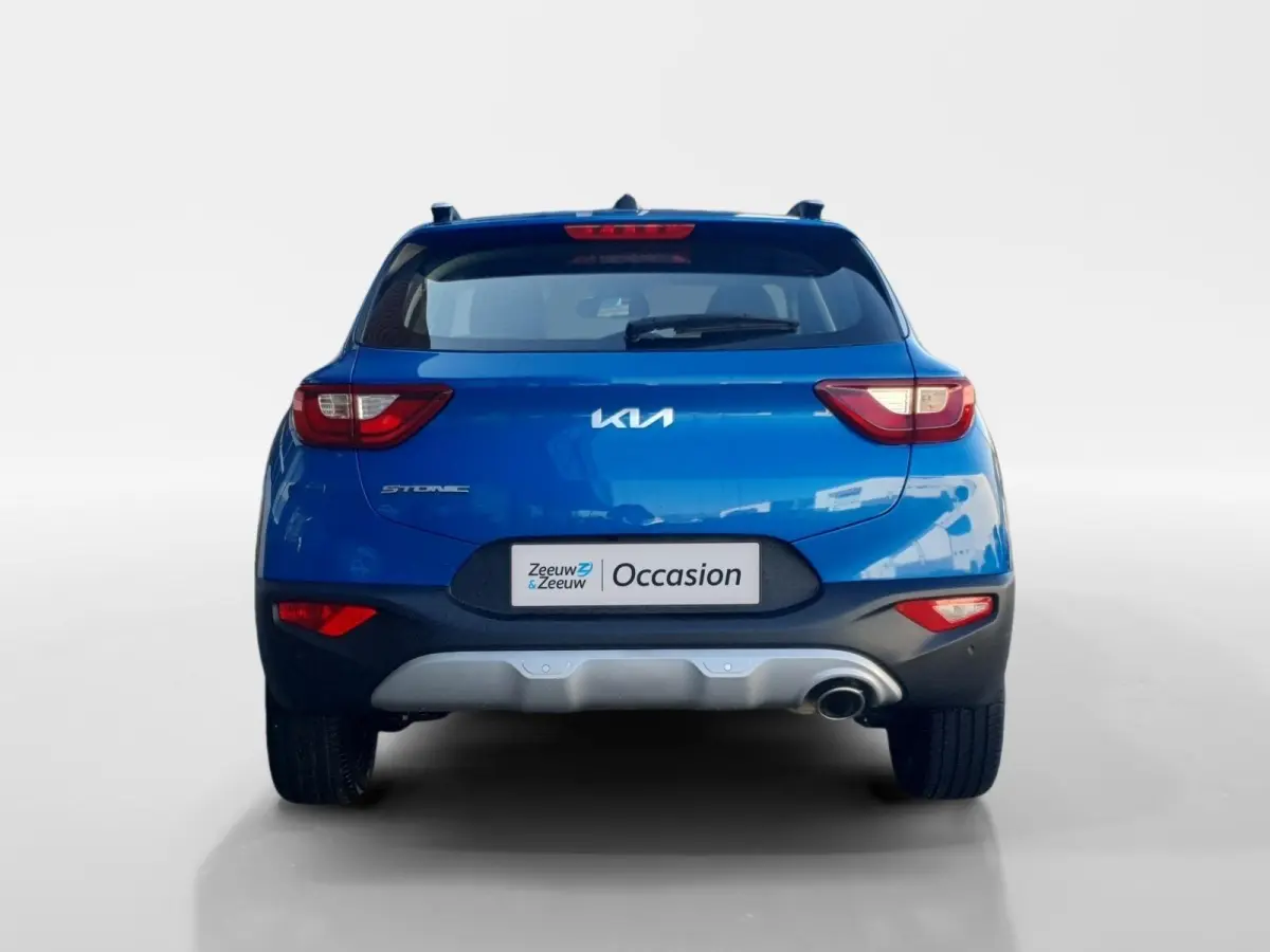 1.0T DynamicLine | Camera | Climate control | Apple Carplay / Android Auto | Cruise control | Parkeersensoren achter | Lichtmetalen velgen 16inch |
