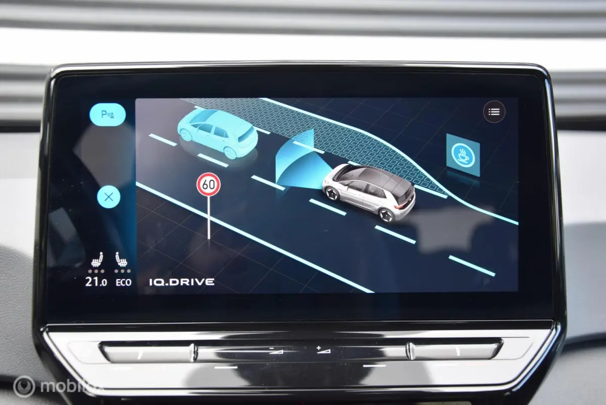 First 58 kWh Adaptive Cruise Carplay Stoel/stuurverwarming