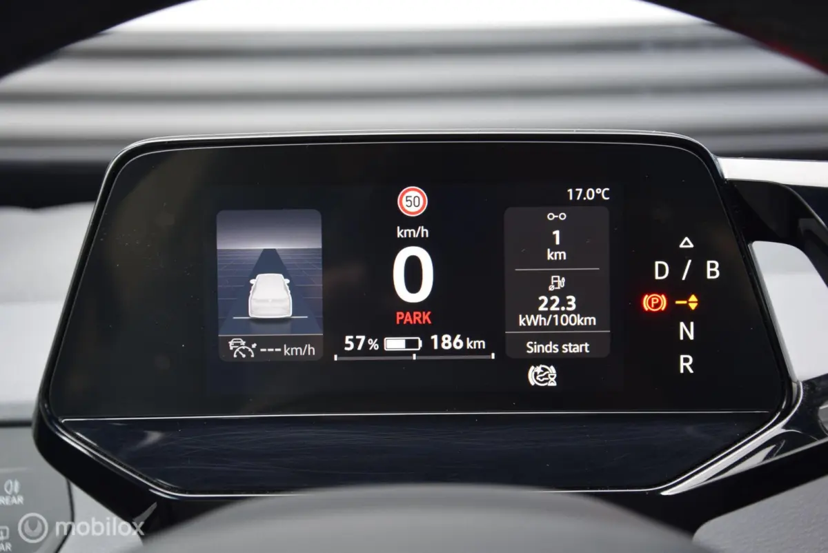 First 58 kWh Adaptive Cruise Carplay Stoel/stuurverwarming
