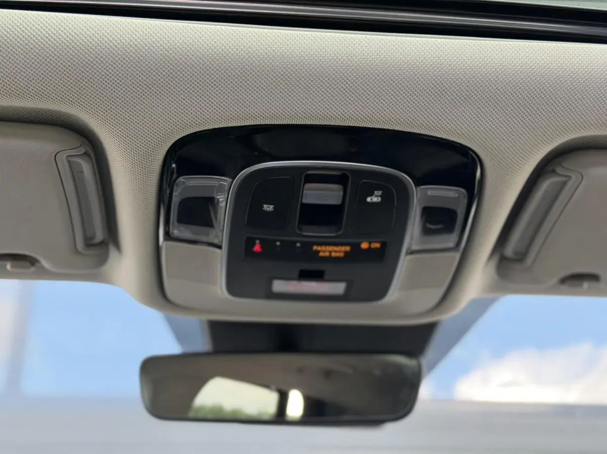 1.6 T-GDI PHEV Premium Sky SOH 100% | Panodak