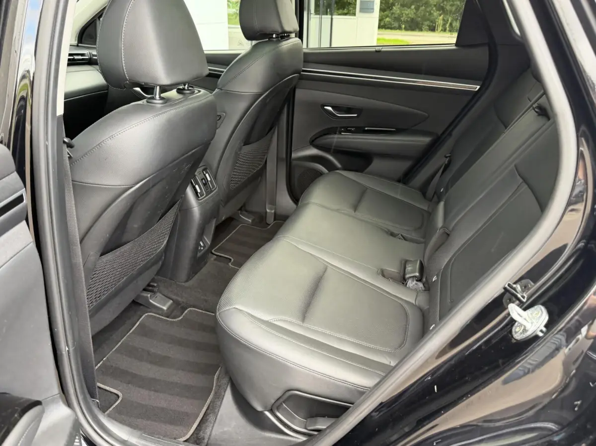 1.6 T-GDI PHEV Premium Sky SOH 100% | Panodak