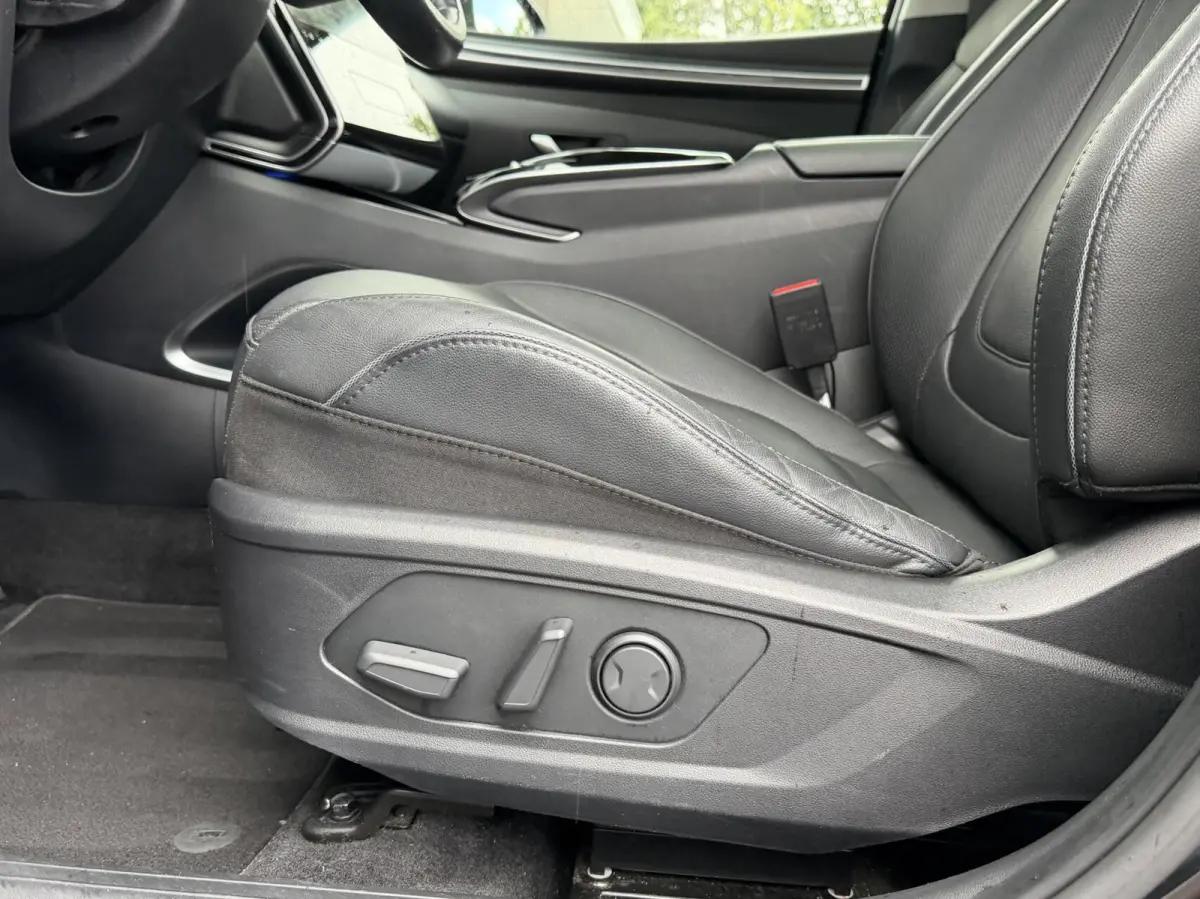 1.6 T-GDI PHEV Premium Sky SOH 100% | Panodak