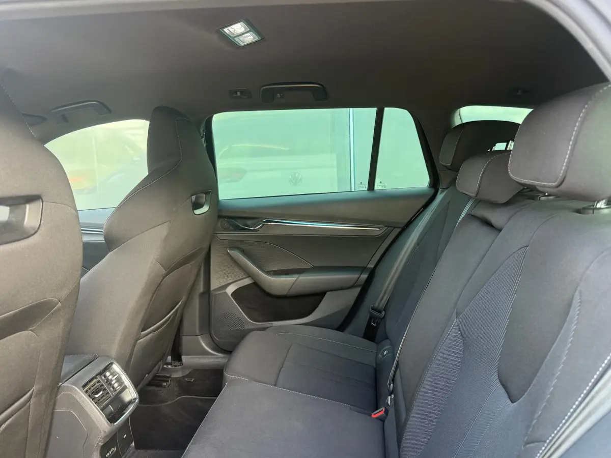 1.5 e-TSI 150pk BNS Plus ACC|Carplay|Sportstoelen|LED