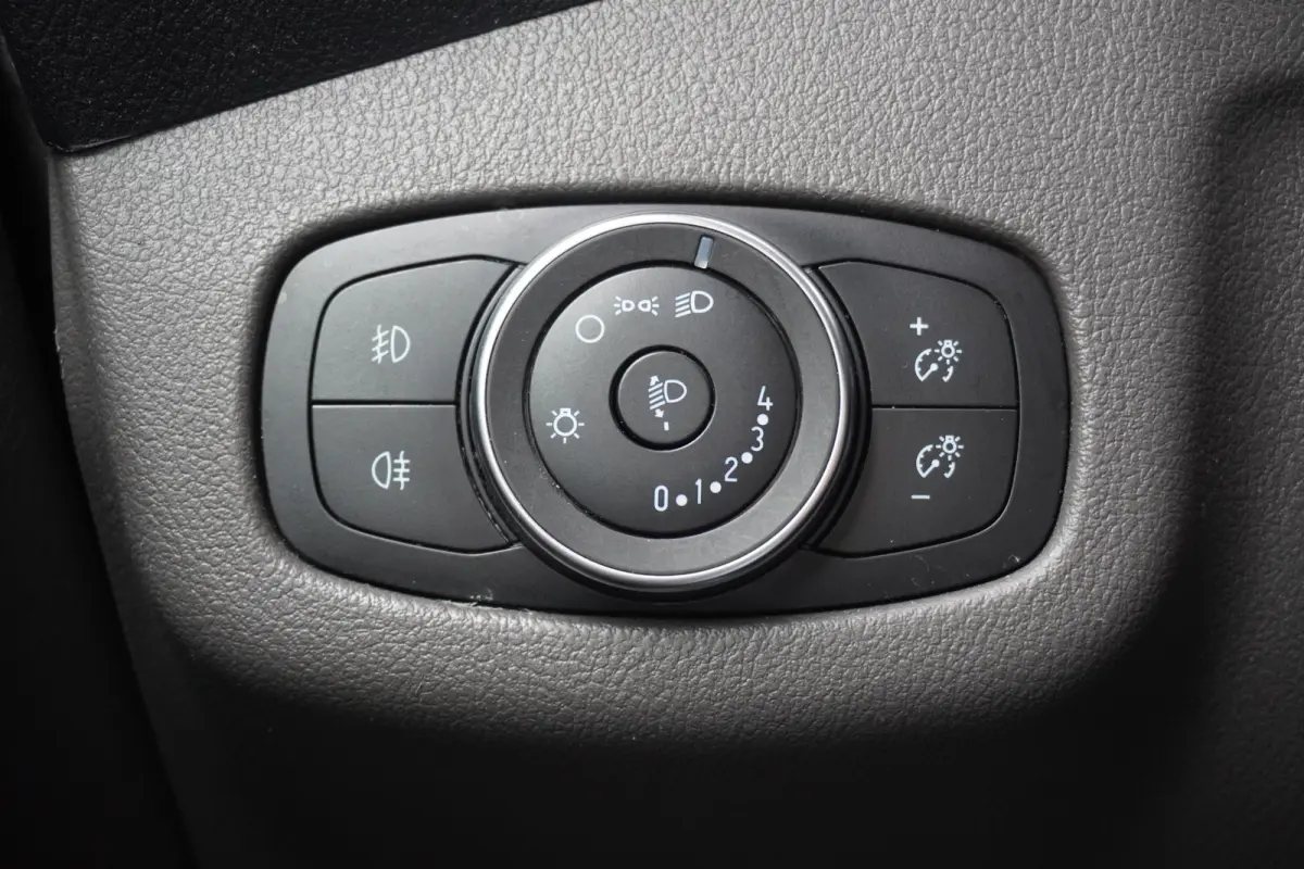 1.5 EcoBlue 100PK EURO 6 - Airco - Cruise - PDC - €10.900,- Excl.