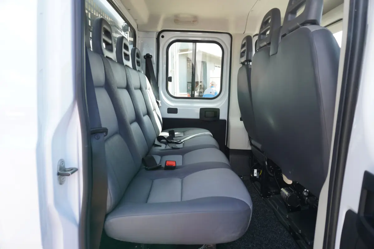 2.2 MultiJet 180PK S&S 3.5t Heavy Dubbelcabine Automaat nr. V105 | Airco | Cruise | Standkachel | 7 Persoons