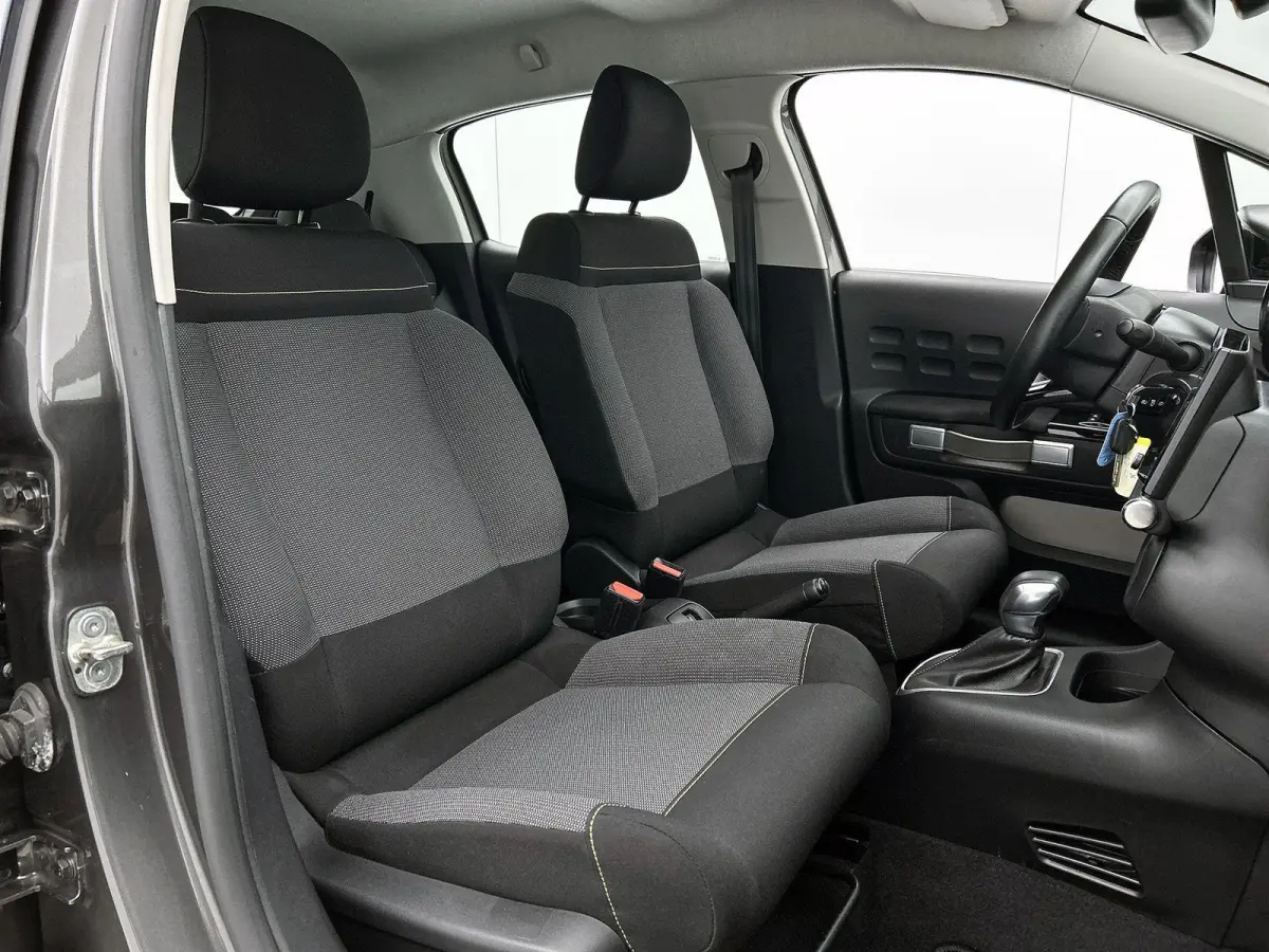 1.2 110pk Shine Automaat | Navigatie | Climate Control | Cruise Control | Parkeersensoren | 17"LMV | LED | Apple Carplay/Android Auto |