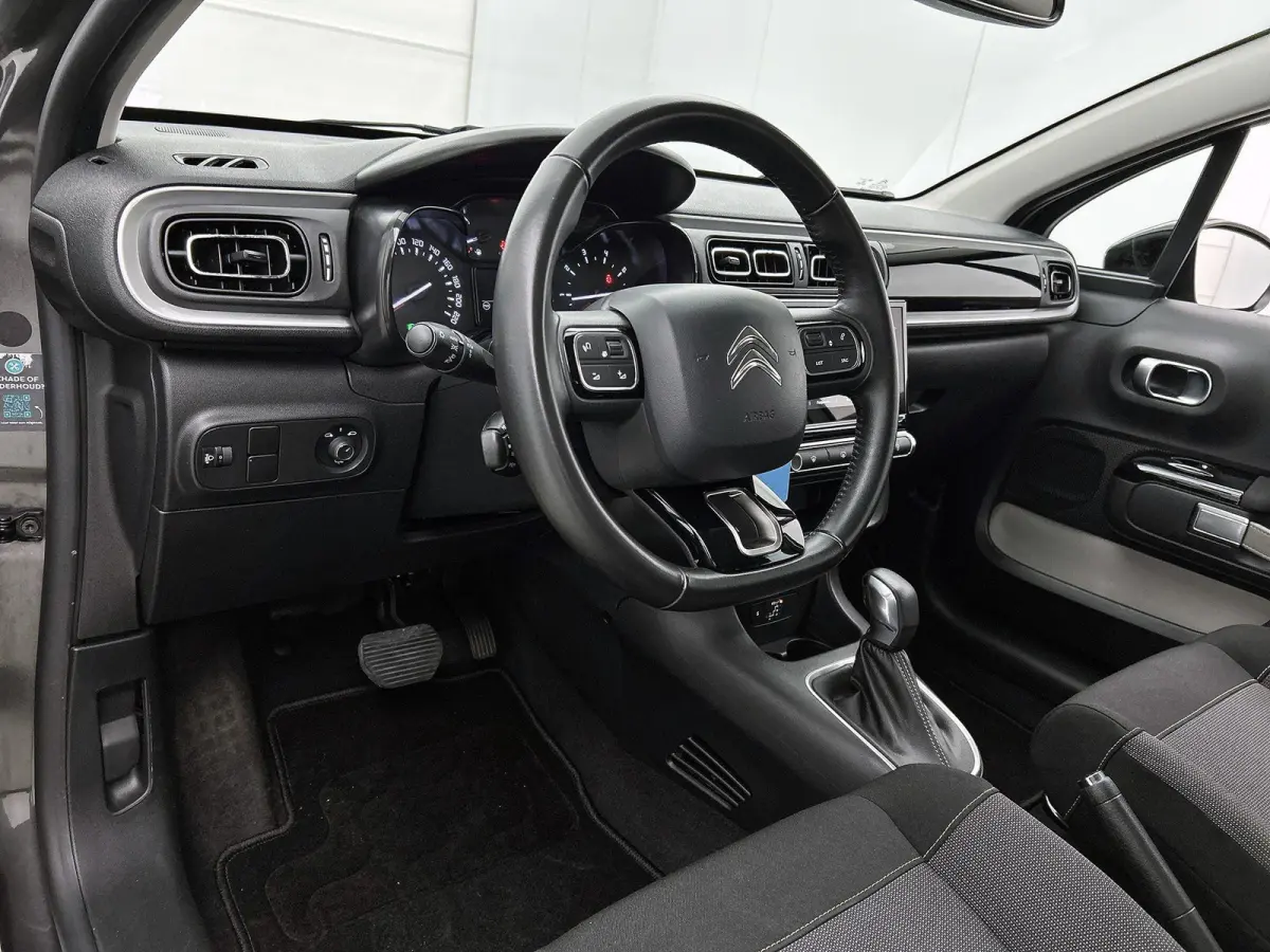 1.2 110pk Shine Automaat | Navigatie | Climate Control | Cruise Control | Parkeersensoren | 17"LMV | LED | Apple Carplay/Android Auto |