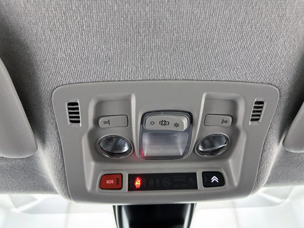 1.2 110pk Shine Automaat | Navigatie | Climate Control | Cruise Control | Parkeersensoren | 17"LMV | LED | Apple Carplay/Android Auto |