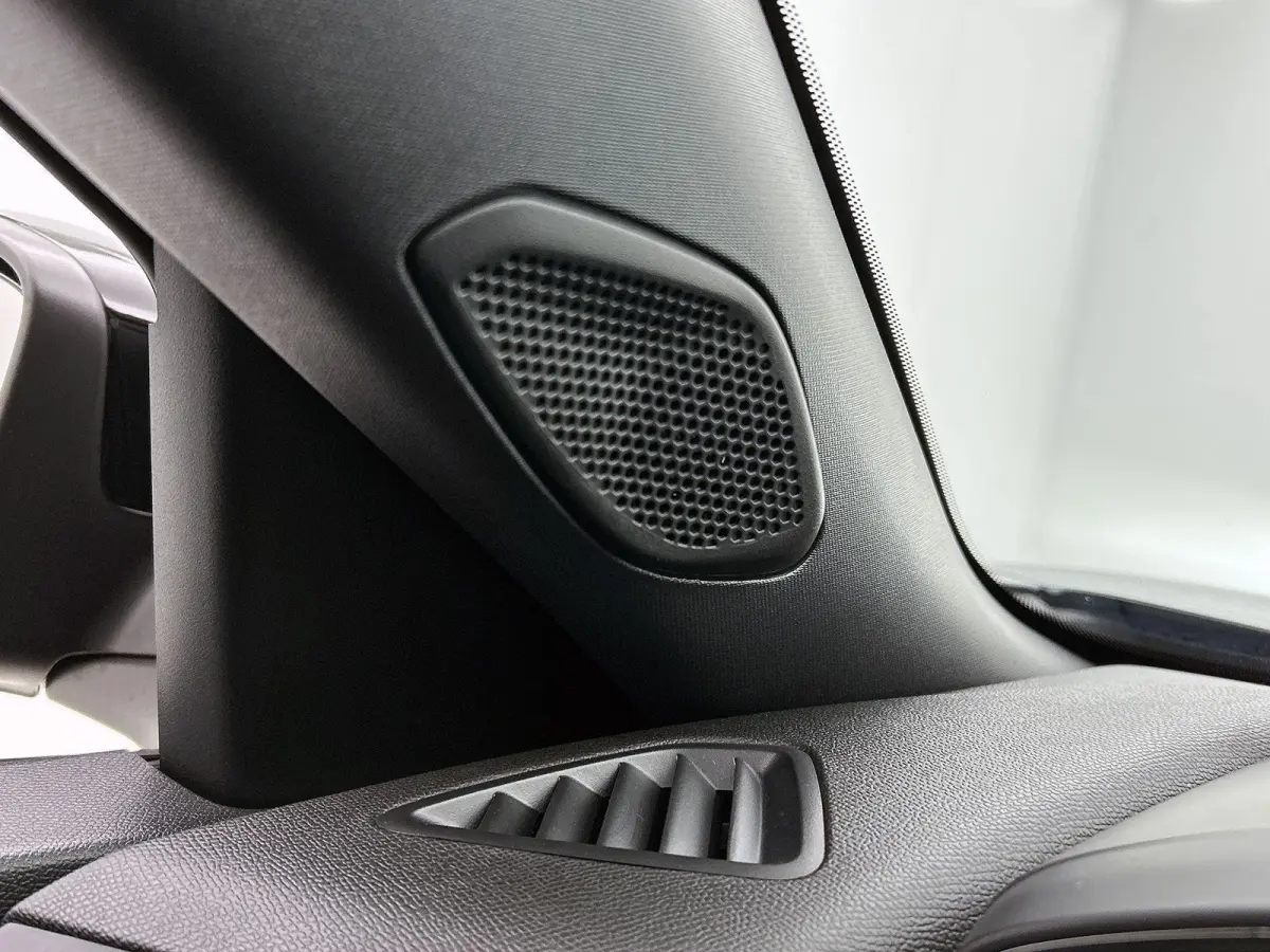 1.2 PureTech Style 100pk | Navigatie | Airco | Cruise Control |  Parkeersensoren | Apple Carplay/Android Auto |