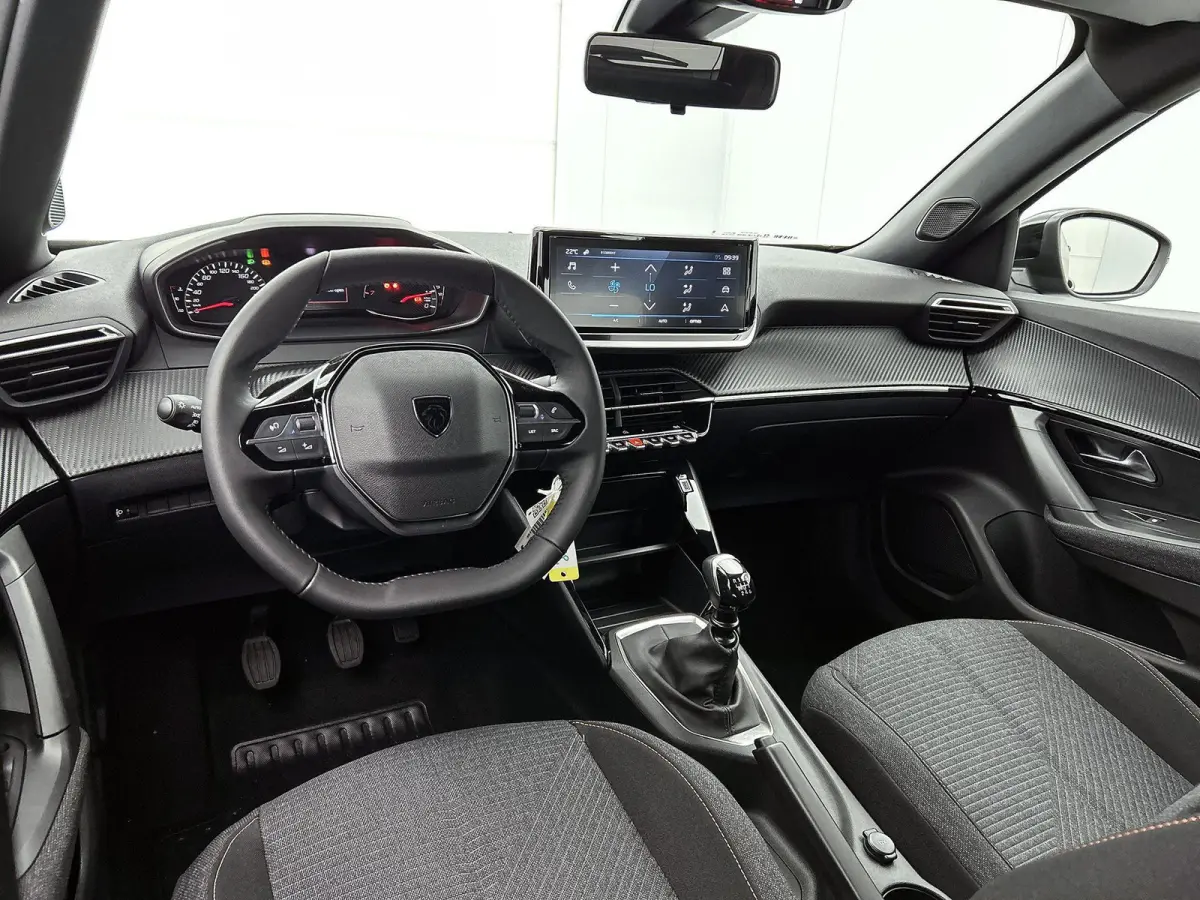 1.2 PureTech Style 100pk | Navigatie | Airco | Cruise Control |  Parkeersensoren | Apple Carplay/Android Auto |