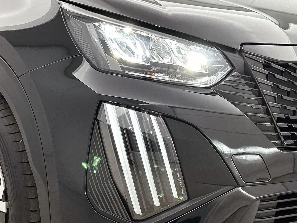 1.2 PureTech Style 100pk | Navigatie | Airco | Cruise Control |  Parkeersensoren | Apple Carplay/Android Auto |