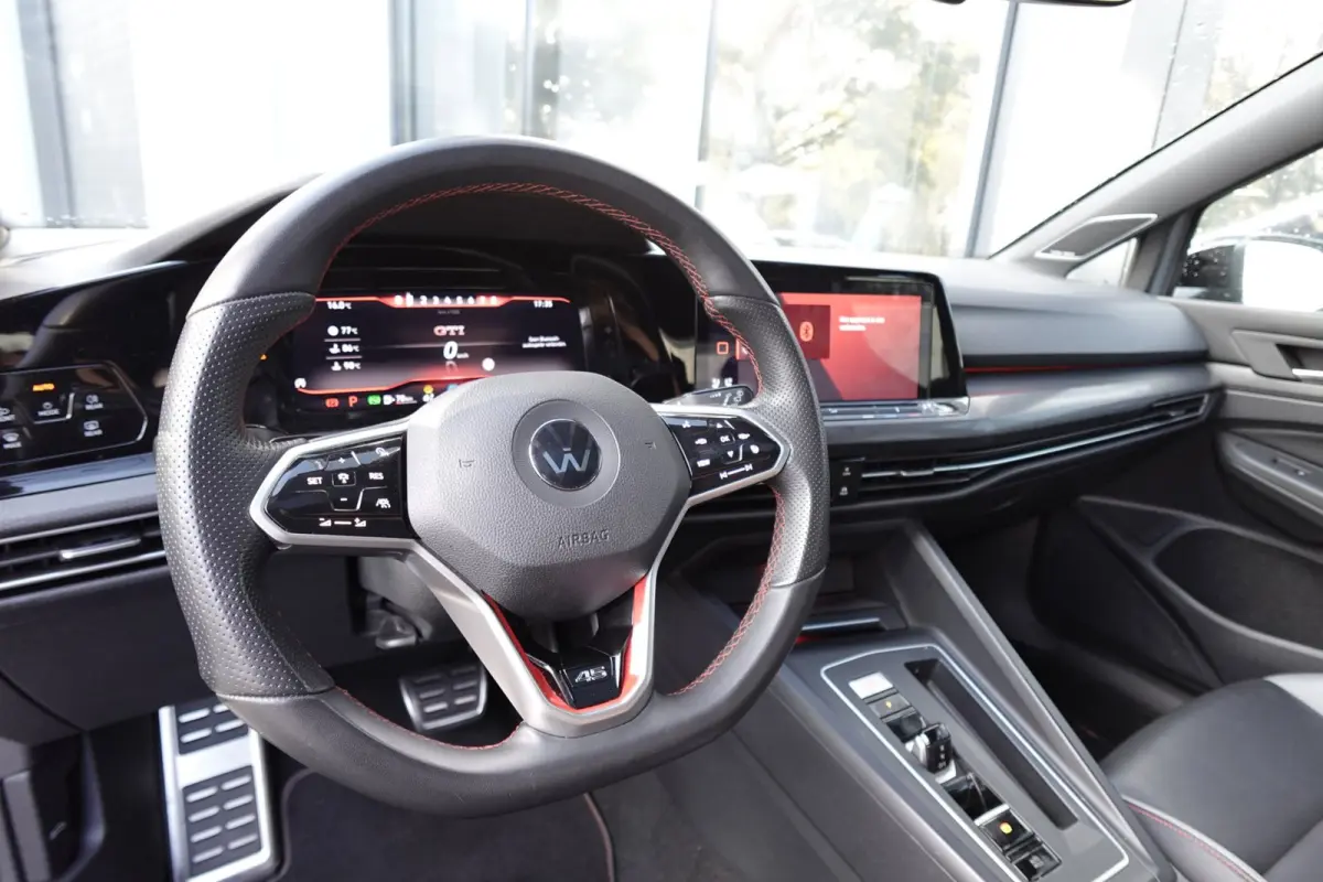2.0 TSI GTI PANO KEYLESS ACC VOL