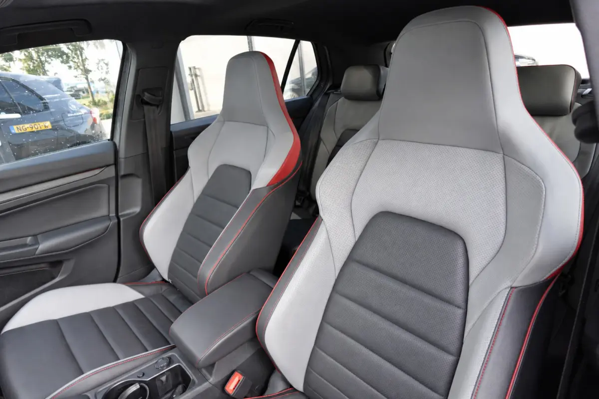 2.0 TSI GTI PANO KEYLESS ACC VOL