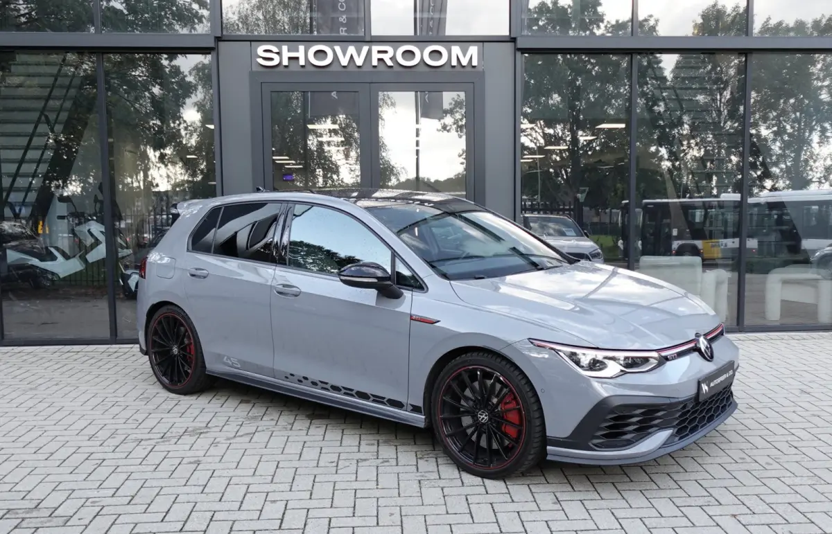 2.0 TSI GTI PANO KEYLESS ACC VOL