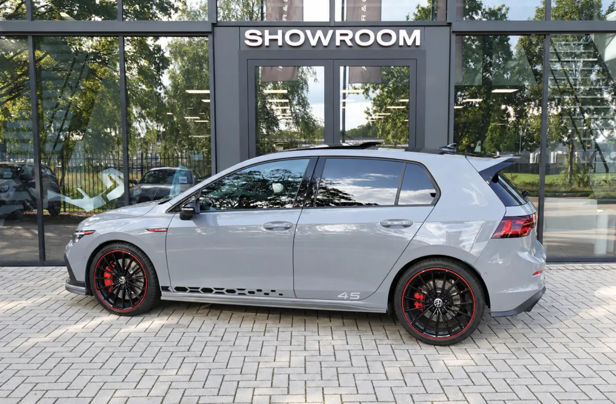 2.0 TSI GTI PANO KEYLESS ACC VOL