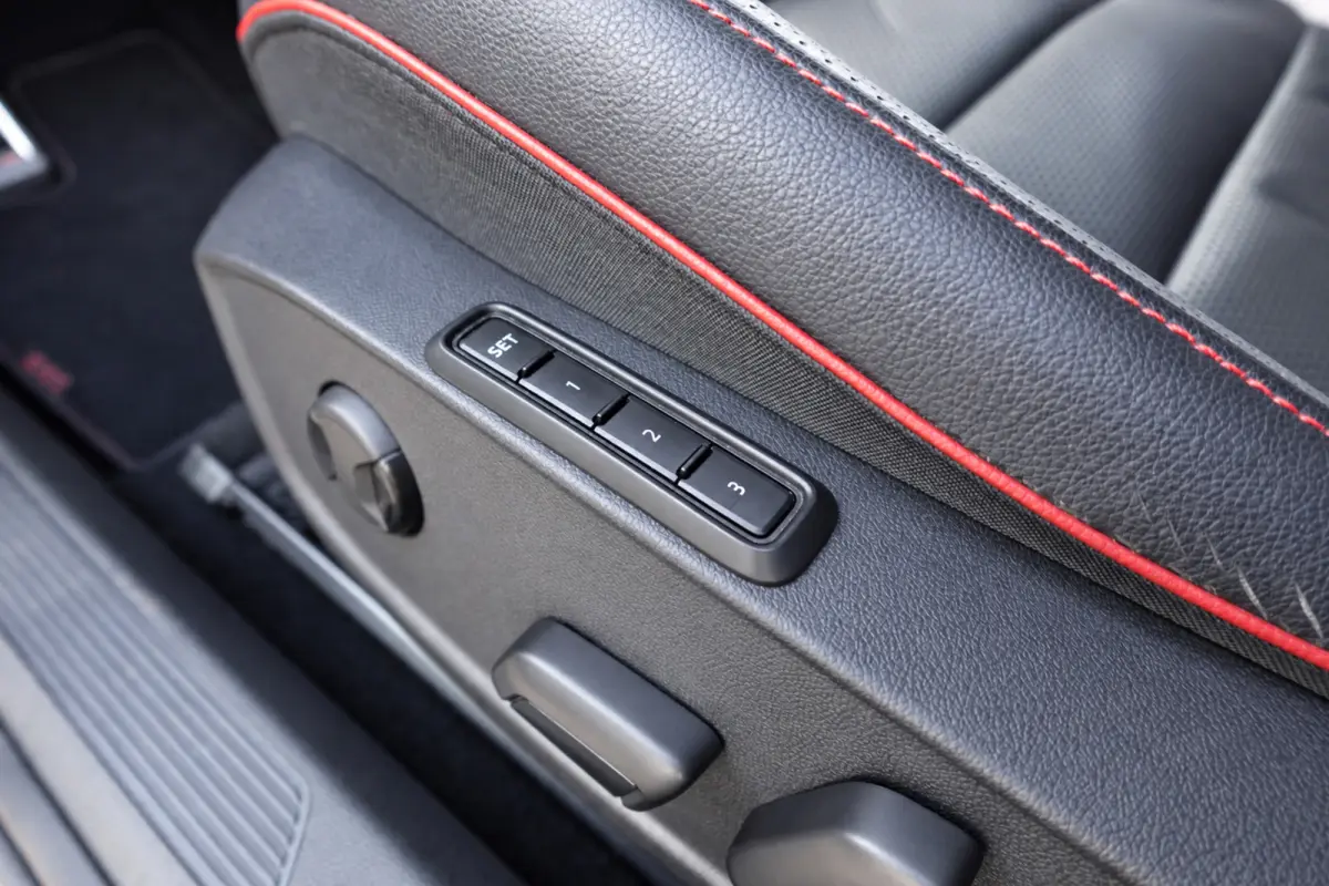 2.0 TSI GTI PANO KEYLESS ACC VOL