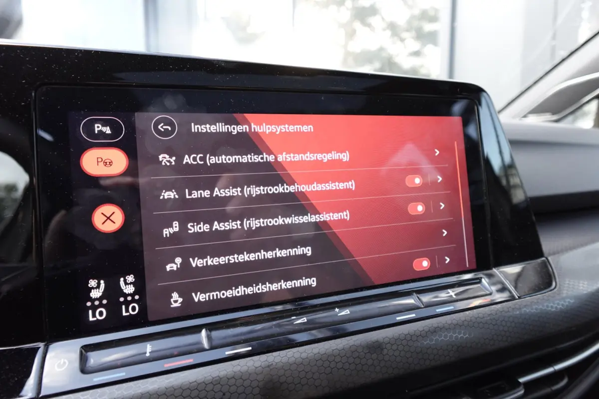 2.0 TSI GTI PANO KEYLESS ACC VOL