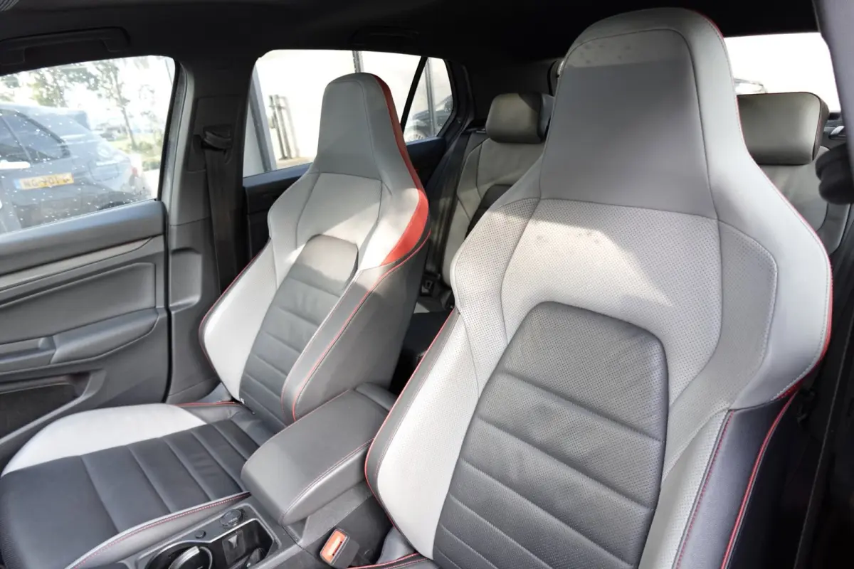 2.0 TSI GTI PANO KEYLESS ACC VOL