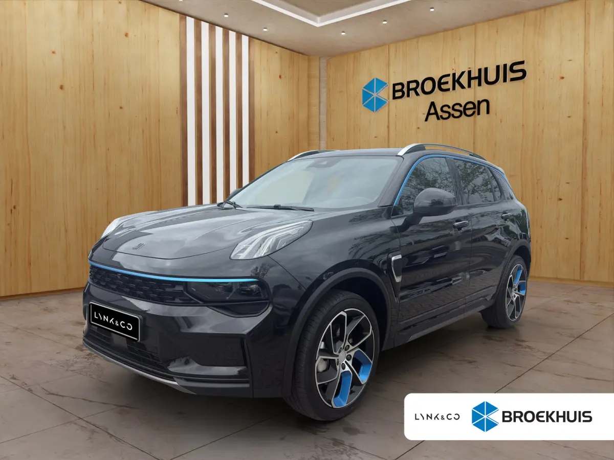 1.5 | BLIS | 360 Camera | Panoramadak | Keyless Start / Entry | Voorstoelen Verwarmd |