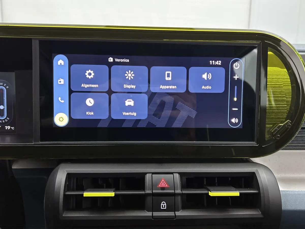 113pk RED 44 kWh Automaat | Airco | AppleCarPlay/Android | Cruise control | Parkeersensoren | LED |