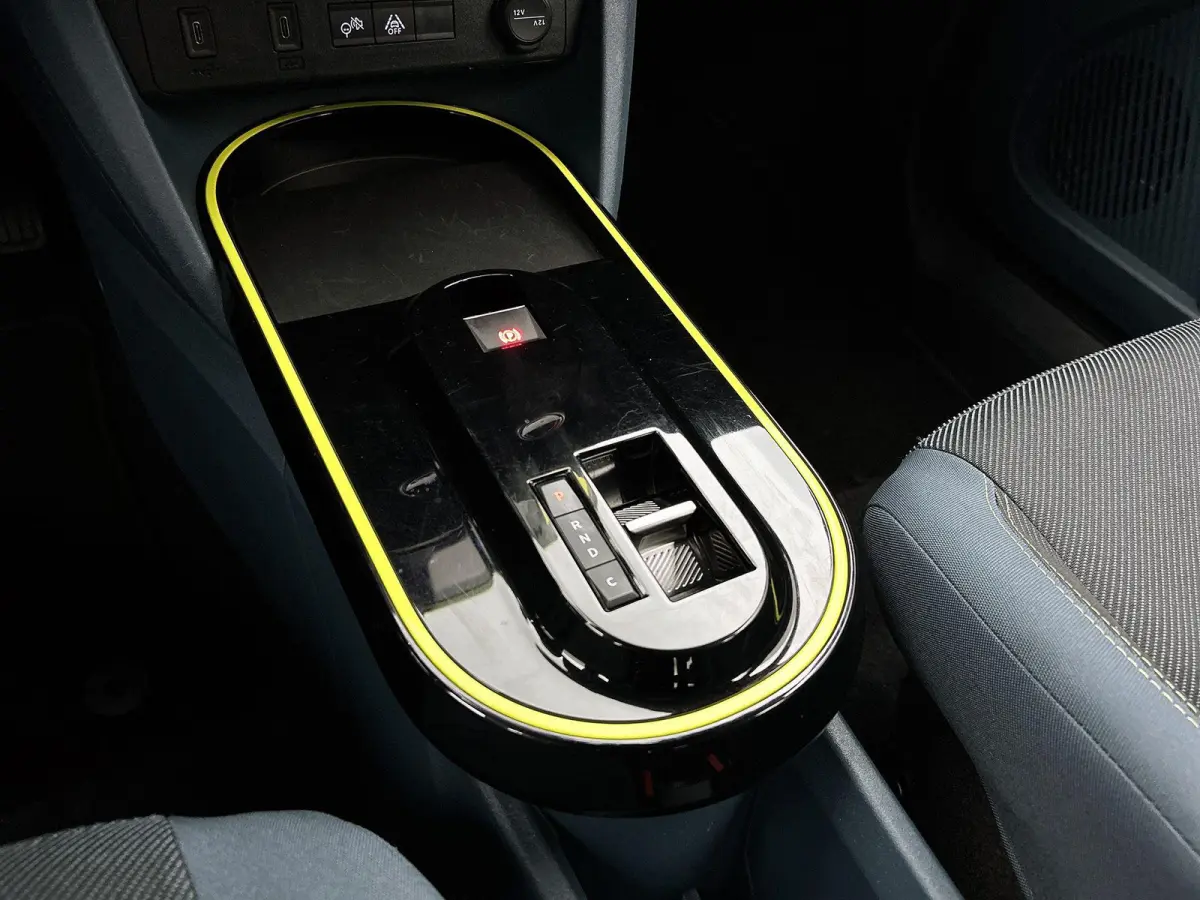 113pk RED 44 kWh Automaat | Airco | AppleCarPlay/Android | Cruise control | Parkeersensoren | LED |