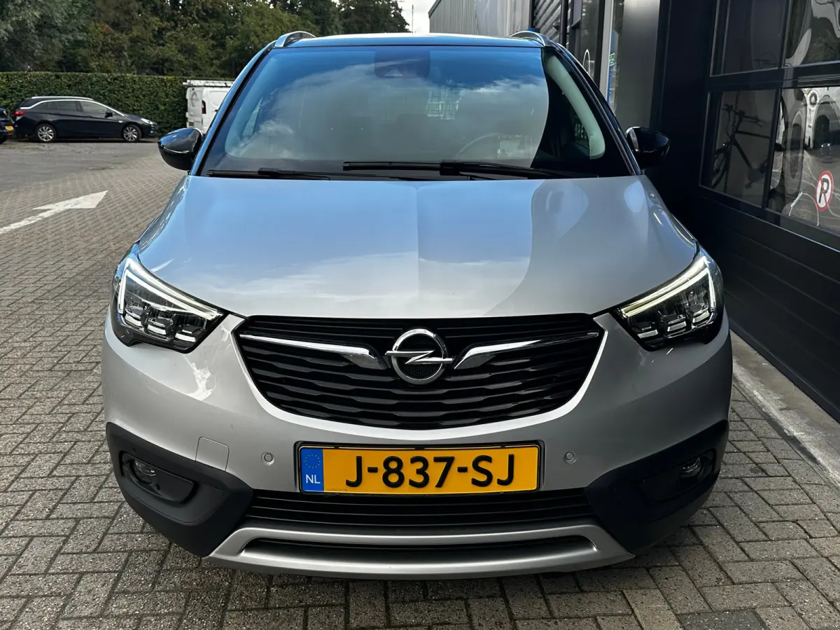 1.2 Turbo 130 PK Innovation+ | TREKHAAK AFNB.| HEAD UP DISPLAY| AGR COMFORTSTOELEN| STUUR, STOEL EN VOORRUITVERWARMING| DODEHOEK DETECTIE| DRAADLOZE TELEFOONLADER| FULL LED| CAMERA + PARKEER