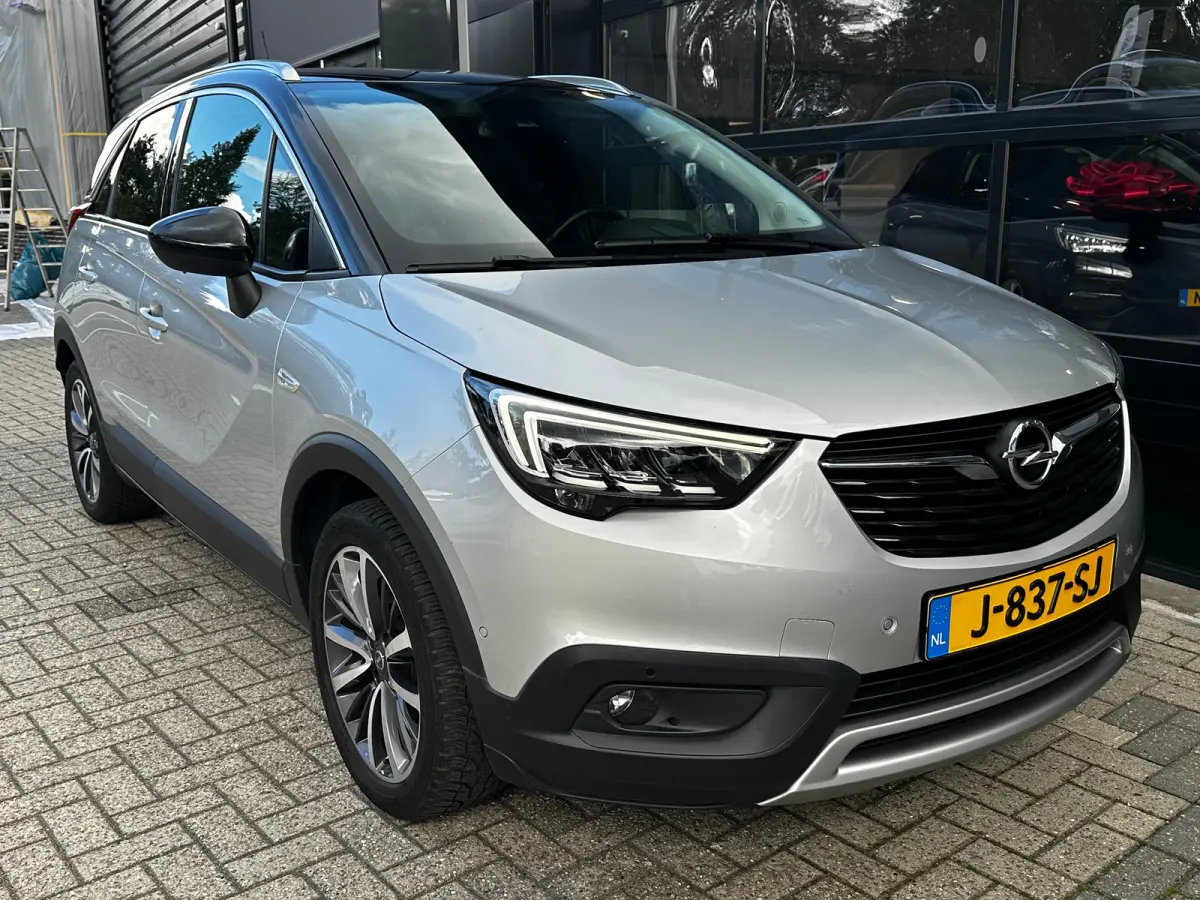 1.2 Turbo 130 PK Innovation+ | TREKHAAK AFNB.| HEAD UP DISPLAY| AGR COMFORTSTOELEN| STUUR, STOEL EN VOORRUITVERWARMING| DODEHOEK DETECTIE| DRAADLOZE TELEFOONLADER| FULL LED| CAMERA + PARKEER