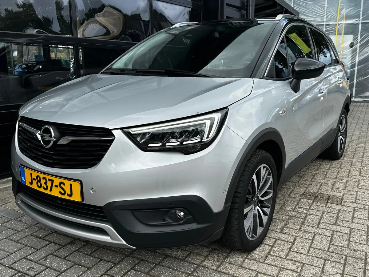 1.2 Turbo 130 PK Innovation+ | TREKHAAK AFNB.| HEAD UP DISPLAY| AGR COMFORTSTOELEN| STUUR, STOEL EN VOORRUITVERWARMING| DODEHOEK DETECTIE| DRAADLOZE TELEFOONLADER| FULL LED| CAMERA + PARKEER