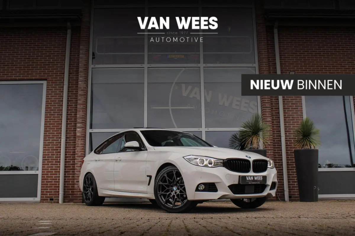 328i xDrive M Sport | Driving Assistant | Panoramadak | Active cruise control | Dodehoek detectie | Head-up | HiFi audio | Camera | Xenon adaptief | Trekhaak