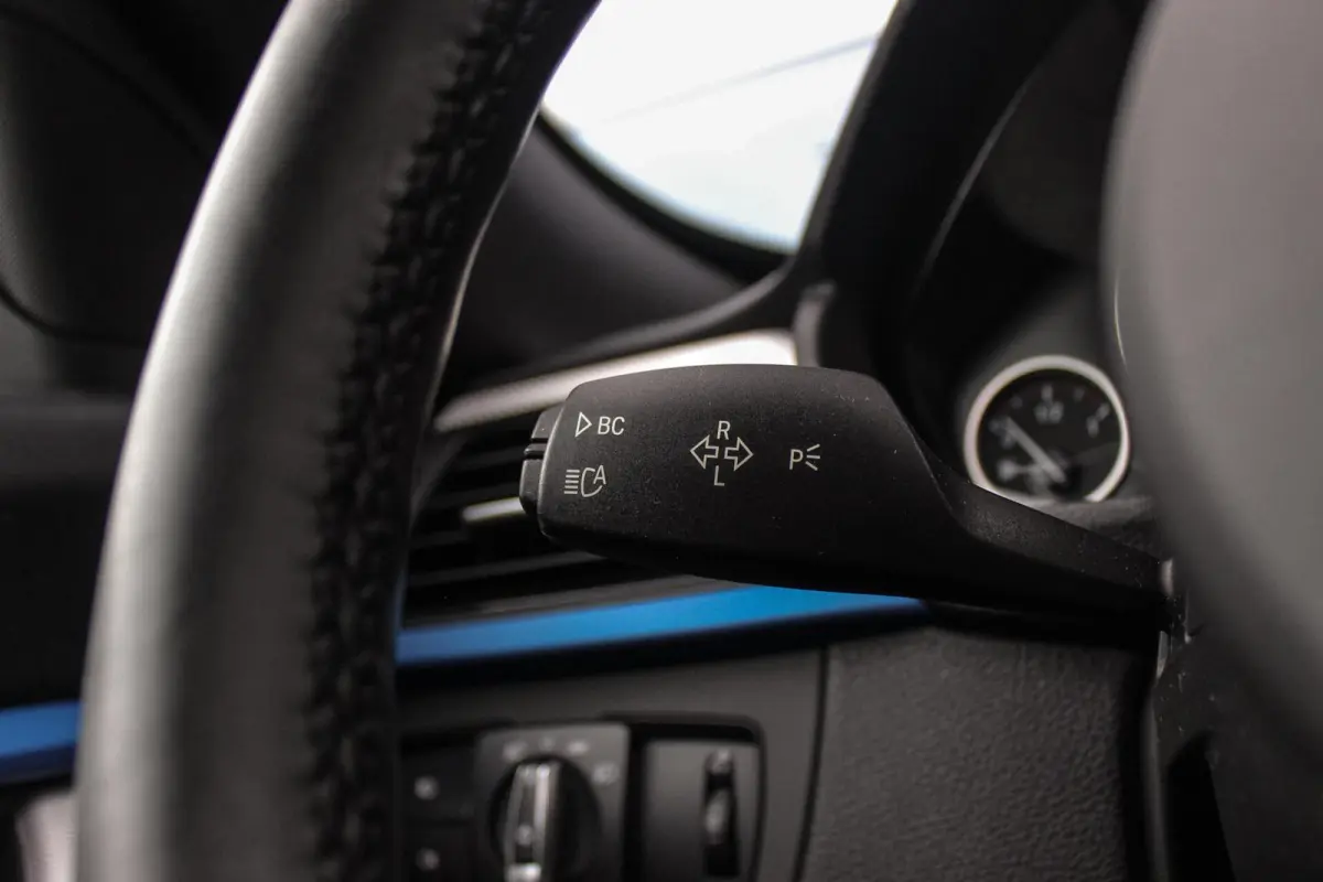 328i xDrive M Sport | Driving Assistant | Panoramadak | Active cruise control | Dodehoek detectie | Head-up | HiFi audio | Camera | Xenon adaptief | Trekhaak