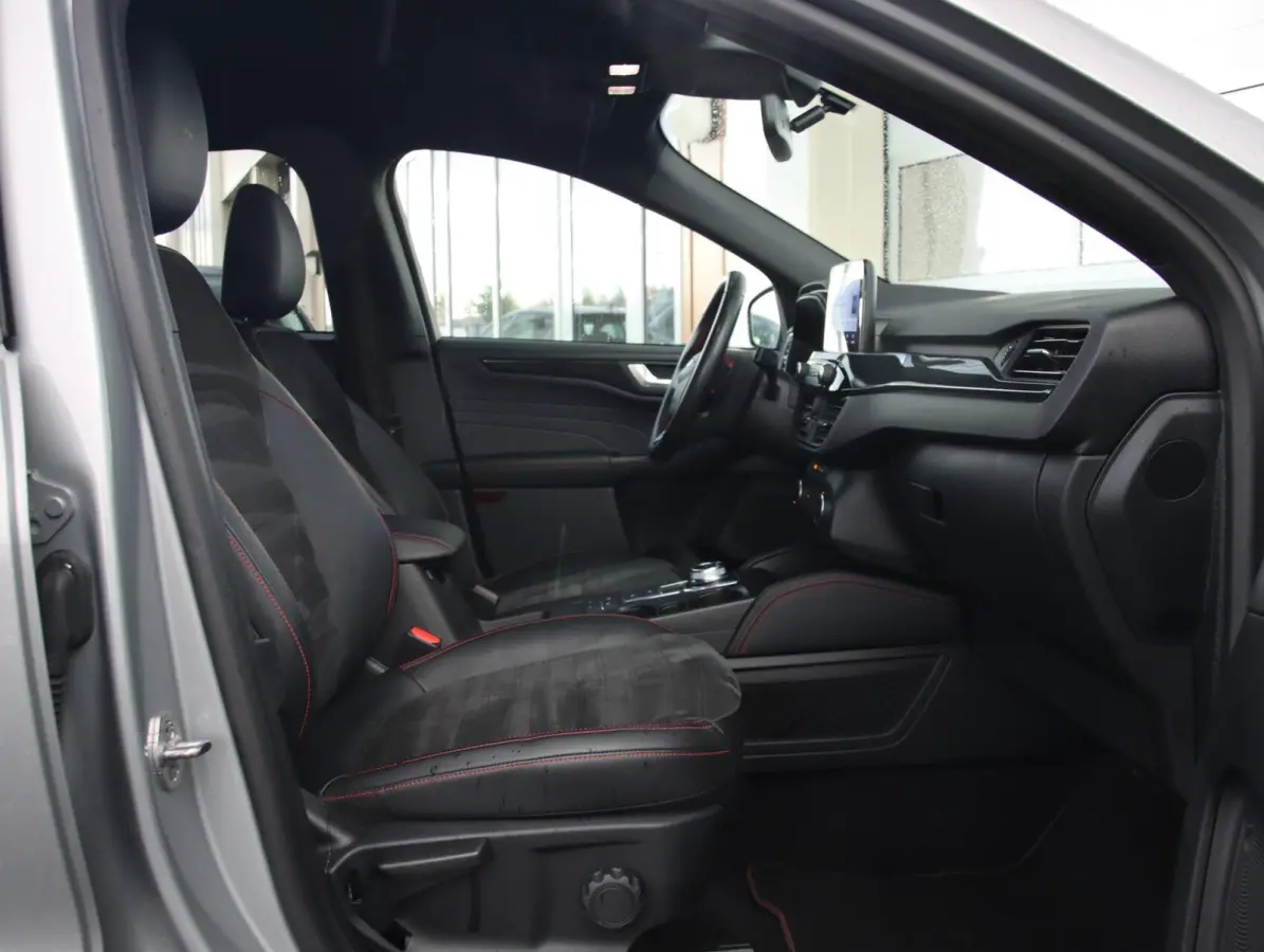 2.5 PHEV ST-Line X | 19inch velgen | SOH 88%