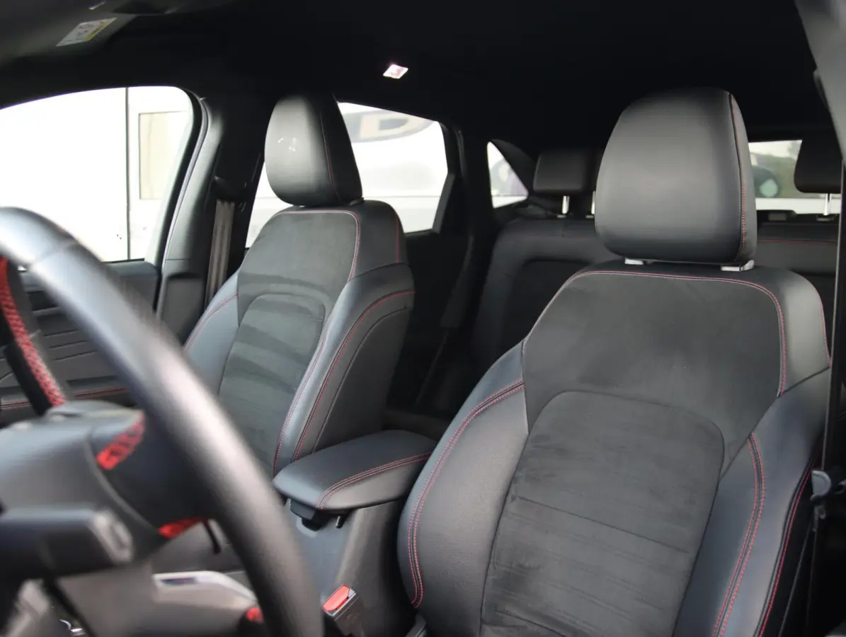 2.5 PHEV ST-Line X | 19inch velgen | SOH 88%