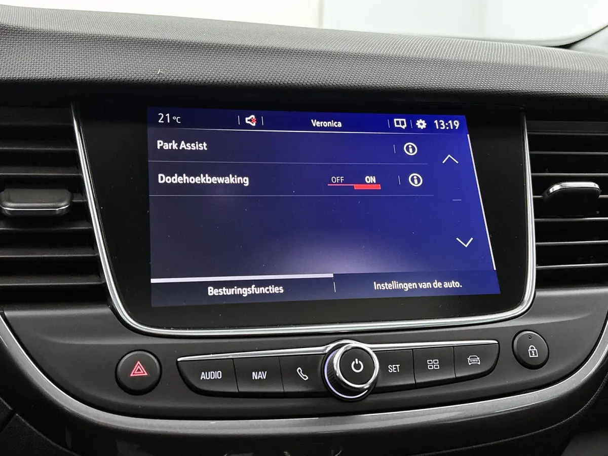 1.2 110pk Innovation Automaat | Trekhaak | Winter-Pakket | Glazendak | Camera | 17"LMV | LED | Dodehoekdetectie | Apple Carplay/Android Auto |