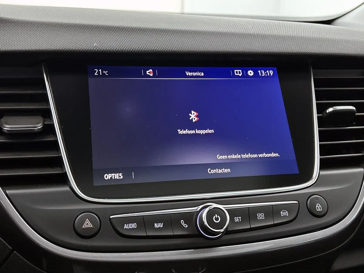 1.2 110pk Innovation Automaat | Trekhaak | Winter-Pakket | Glazendak | Camera | 17"LMV | LED | Dodehoekdetectie | Apple Carplay/Android Auto |