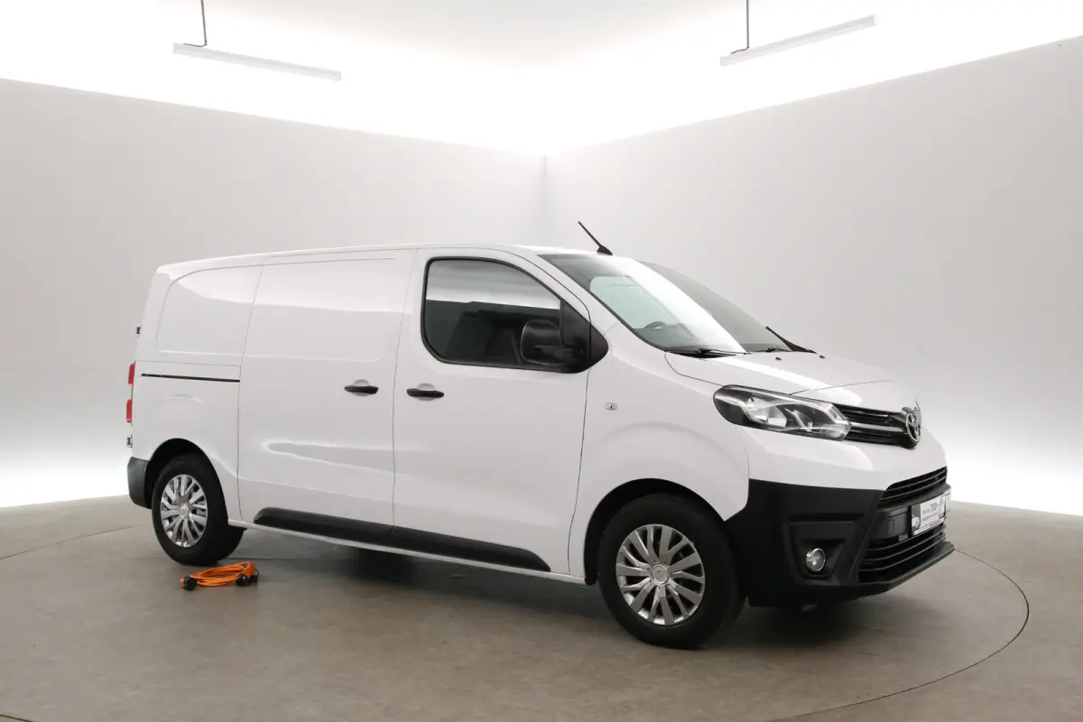 Worker L2H1 50 kWh | Snelladen | SOH 99% | Airco | Cruise | Carplay | 3 Zits | Parkeersens.