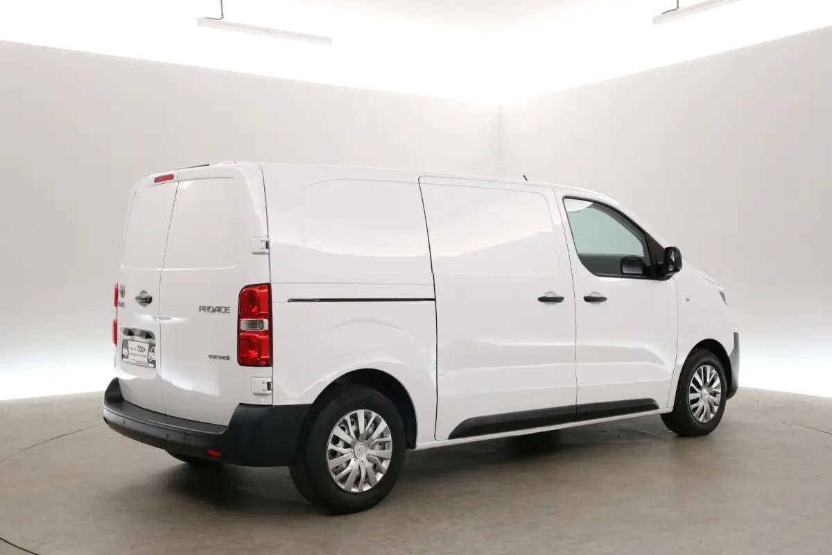 Worker L2H1 50 kWh | Snelladen | SOH 99% | Airco | Cruise | Carplay | 3 Zits | Parkeersens.