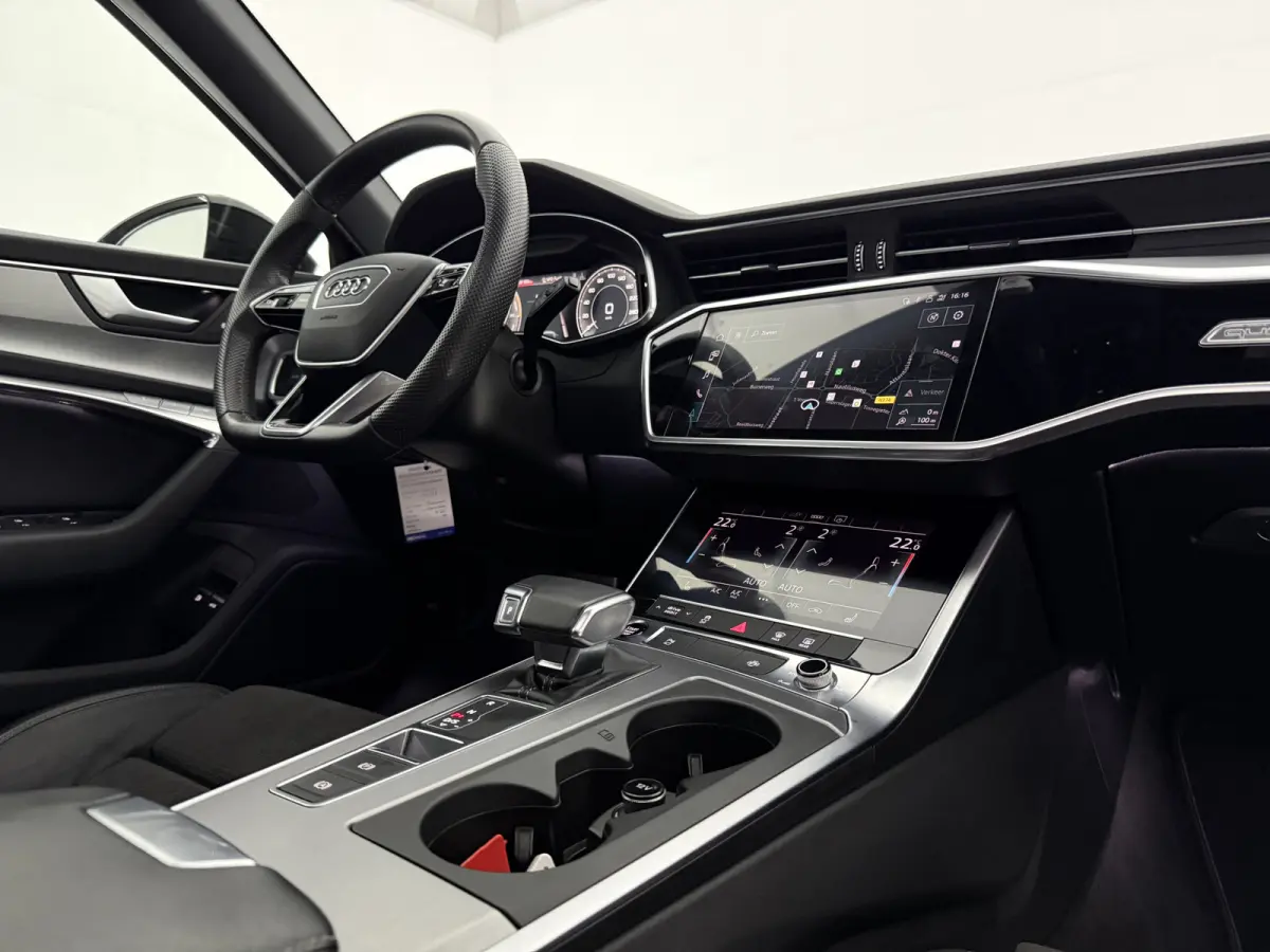 C8 55 TFSI e Quattro S-Line Competition | Pano | Sfeer | Memory | Virtual | 360° | Carplay | Cruise | Trekhaak
