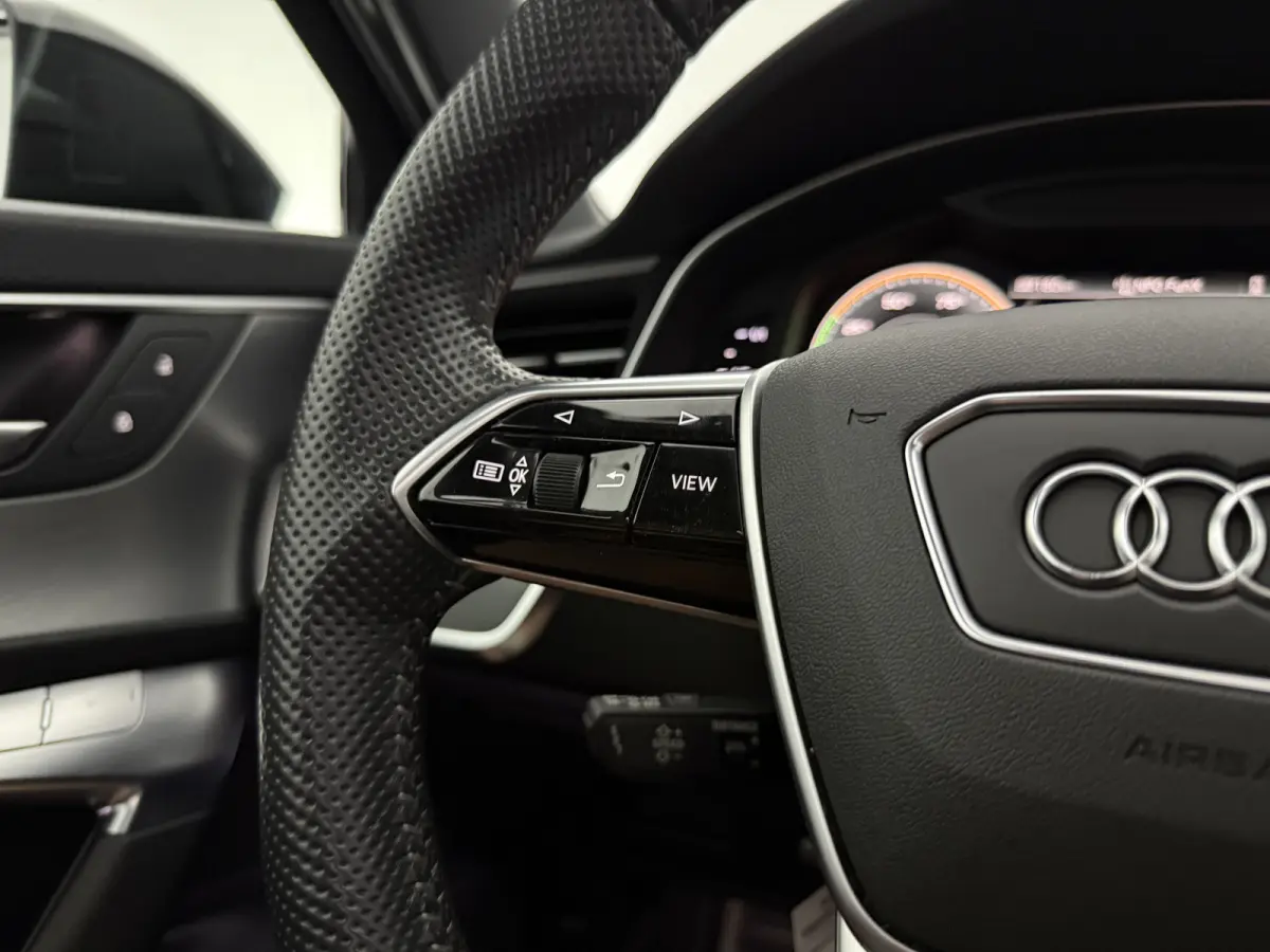 C8 55 TFSI e Quattro S-Line Competition | Pano | Sfeer | Memory | Virtual | 360° | Carplay | Cruise | Trekhaak