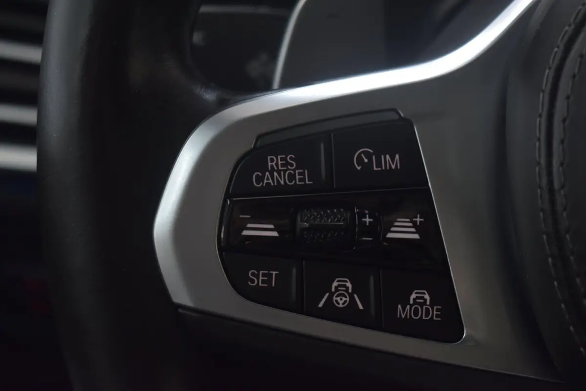 45e M-Sport xDrive 394pk | AKRAPOVIC | M-STOELEN | SKY LOUNGE
