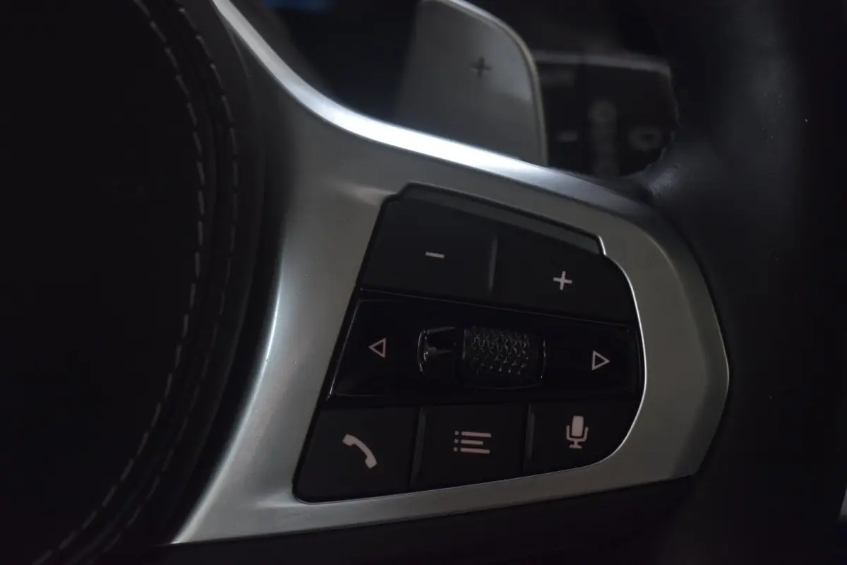 45e M-Sport xDrive 394pk | AKRAPOVIC | M-STOELEN | SKY LOUNGE