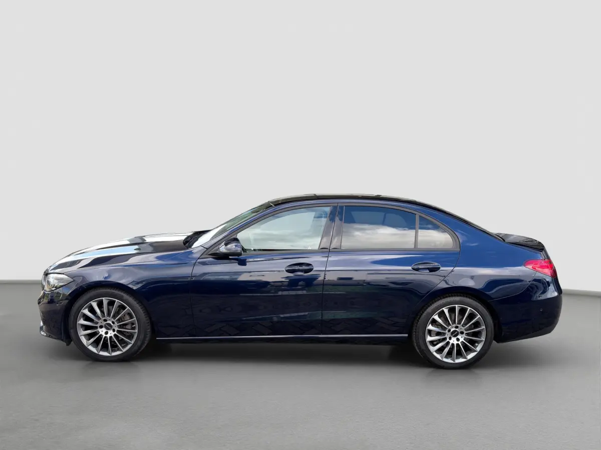 180 Business Line | Camera | Carplay | Adaptive cruise controle | Dodehoek detectie | Full LED | Stoelverwarming | Digitaal cockpit | Navigatie | 1e eigenaar