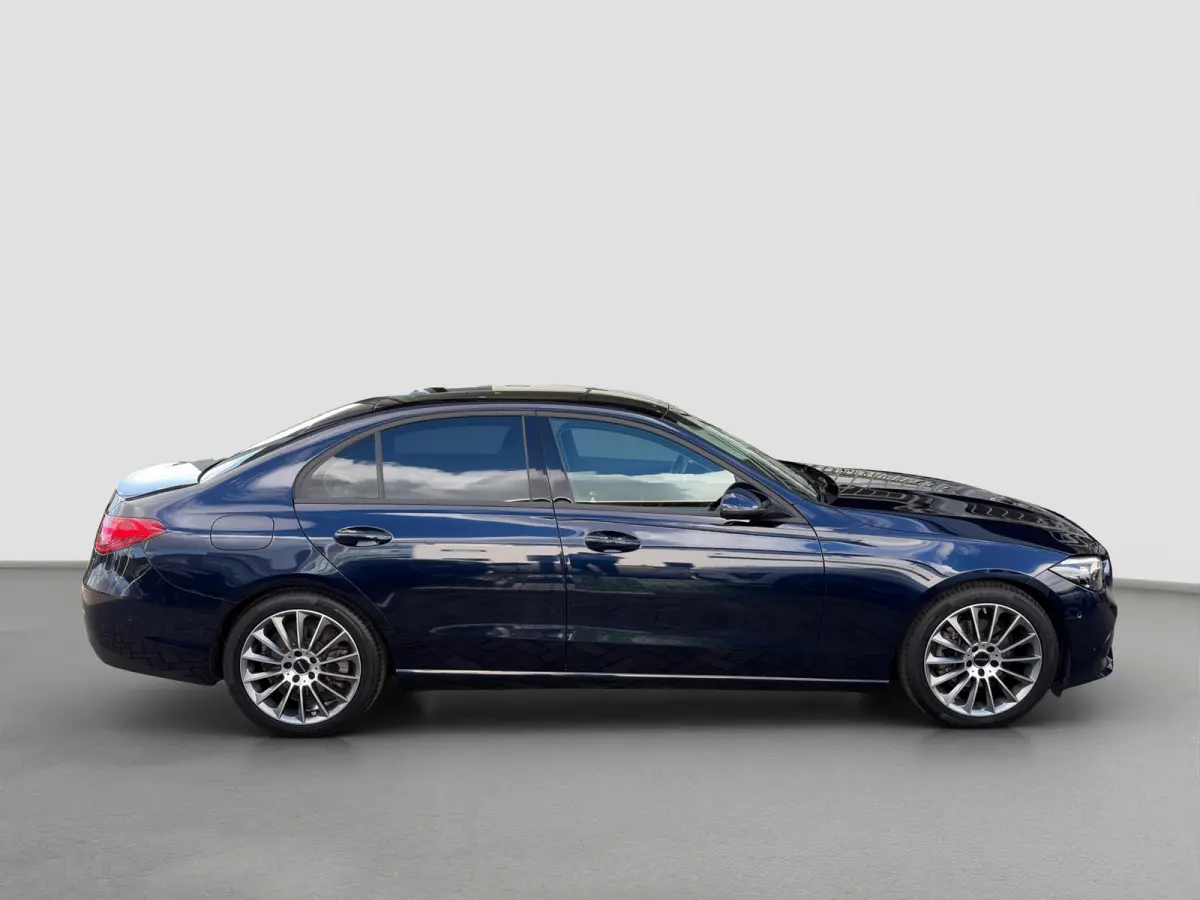 180 Business Line | Camera | Carplay | Adaptive cruise controle | Dodehoek detectie | Full LED | Stoelverwarming | Digitaal cockpit | Navigatie | 1e eigenaar