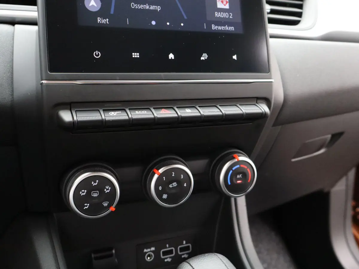 TCe 140 EDC GPF Zen | AUTOMAAT | Navigatie |